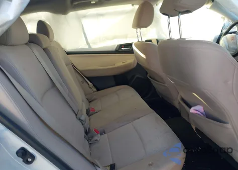 2015 Subaru Outback 2.5I Premium z USA, uszkodzony, nr VIN 4S4BSBHC5F3227295